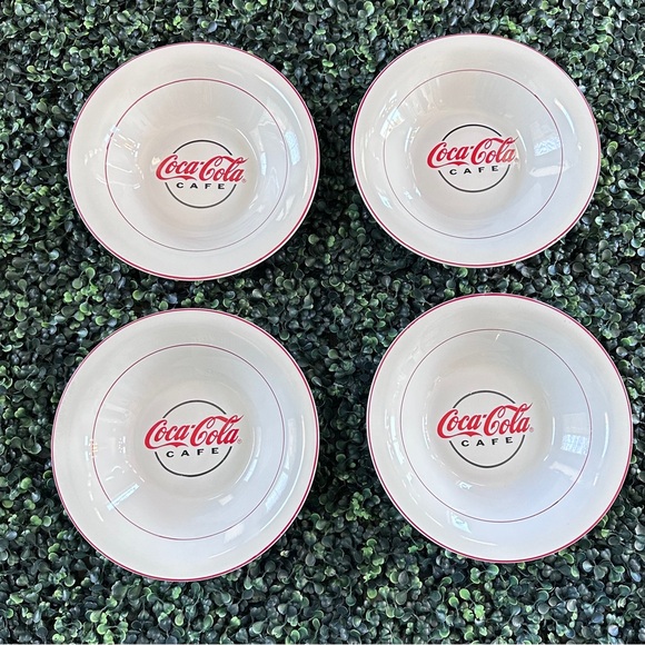 Retro Set of 4 Vintage Coca Cola “Cafe” Pasta, Salad or Soup Bowls -Gibson 2002 - Picture 9 of 10